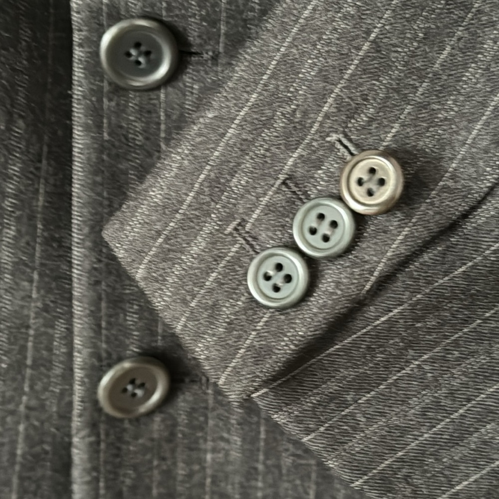 GUCCI Wool Double Breasted Pinstripe Suit - Picture 2 of 16
